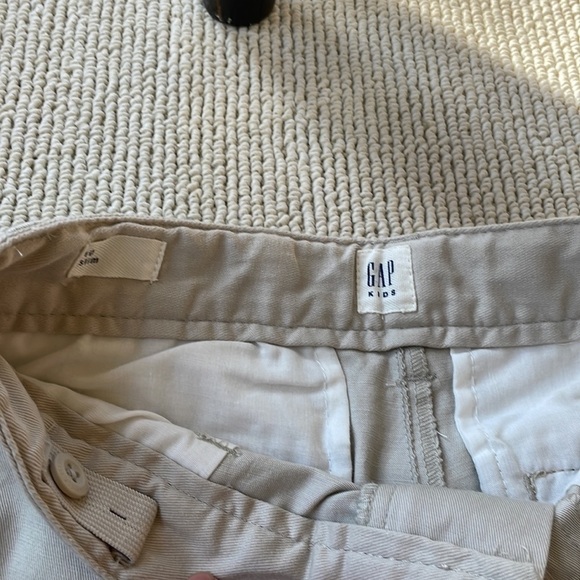 🌿 Boys GAP shorts, khaki’s 10 slim🌿 - Picture 4 of 5